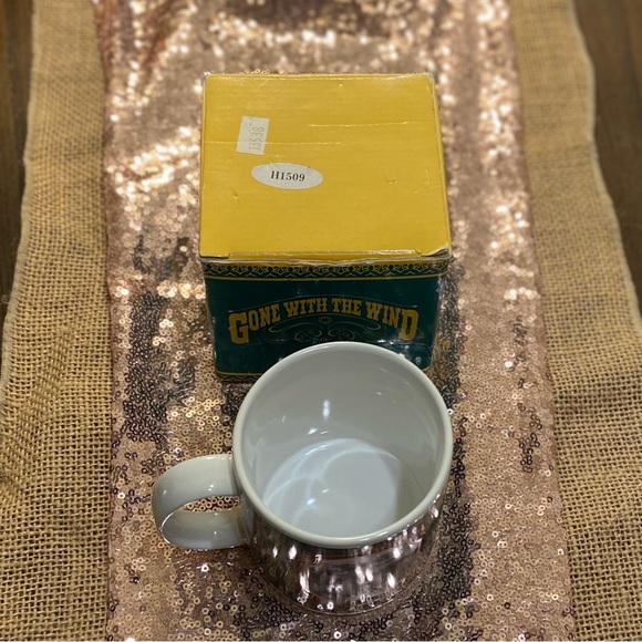 Vintage Hamilton “Gifts Gone With The Wind” Scarlett @ Tara Coffee Mug NWT - Picture 7 of 14